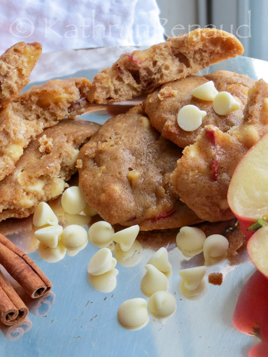 Apple Cinnamon White Chocolate Chip Cookies Set 5